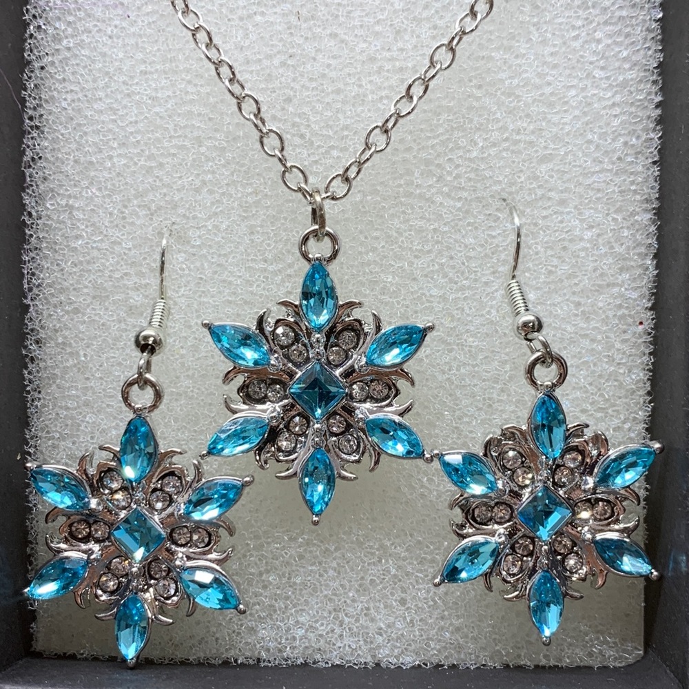 Blue and Clear Rhinestone Snowflake Necklace and Dangling Earrings Set